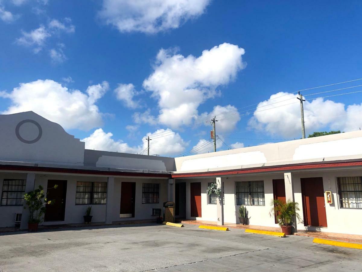 Ramona Motel Маями Екстериор снимка